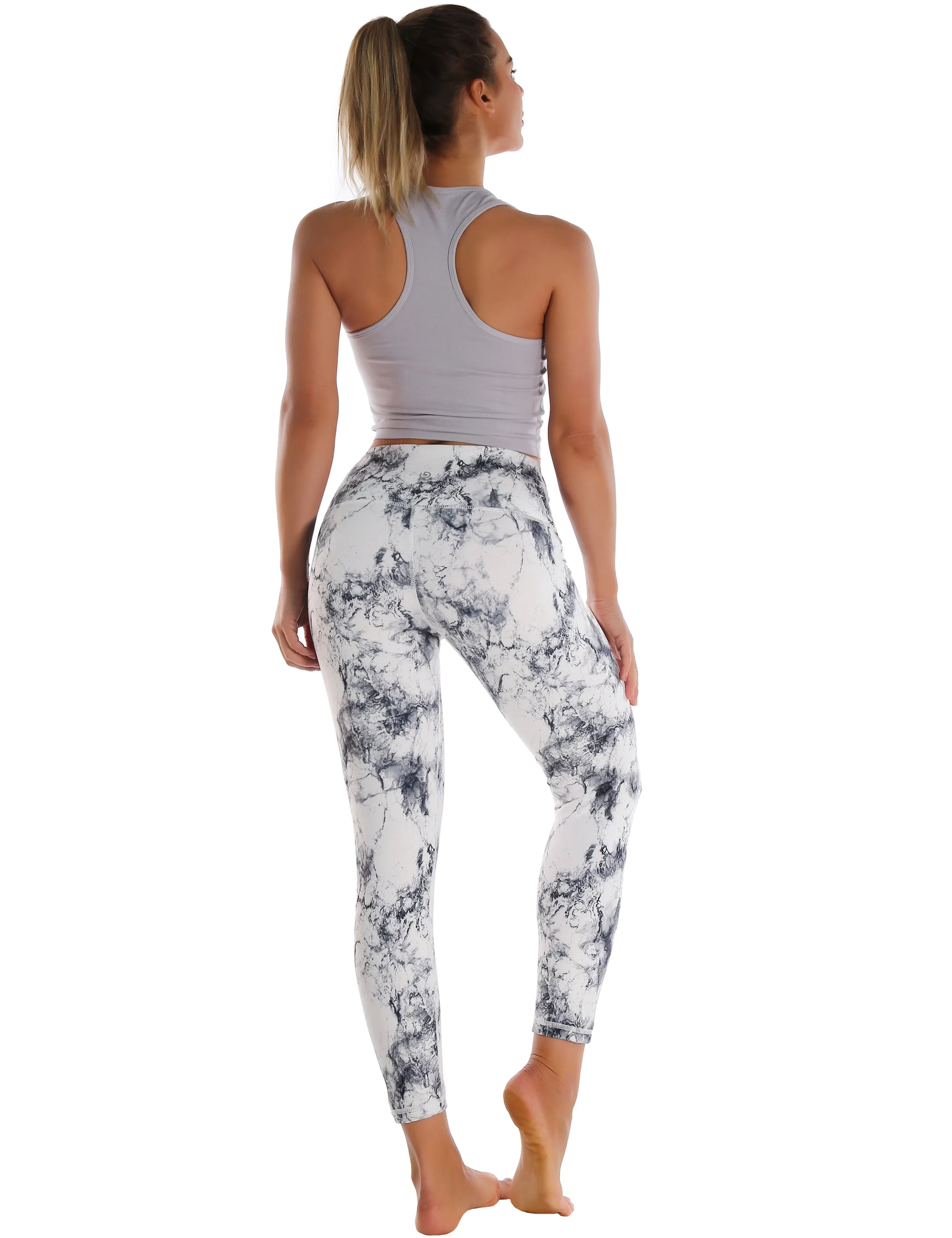 22" High Waist Crop Tight Capris arabescato_Running