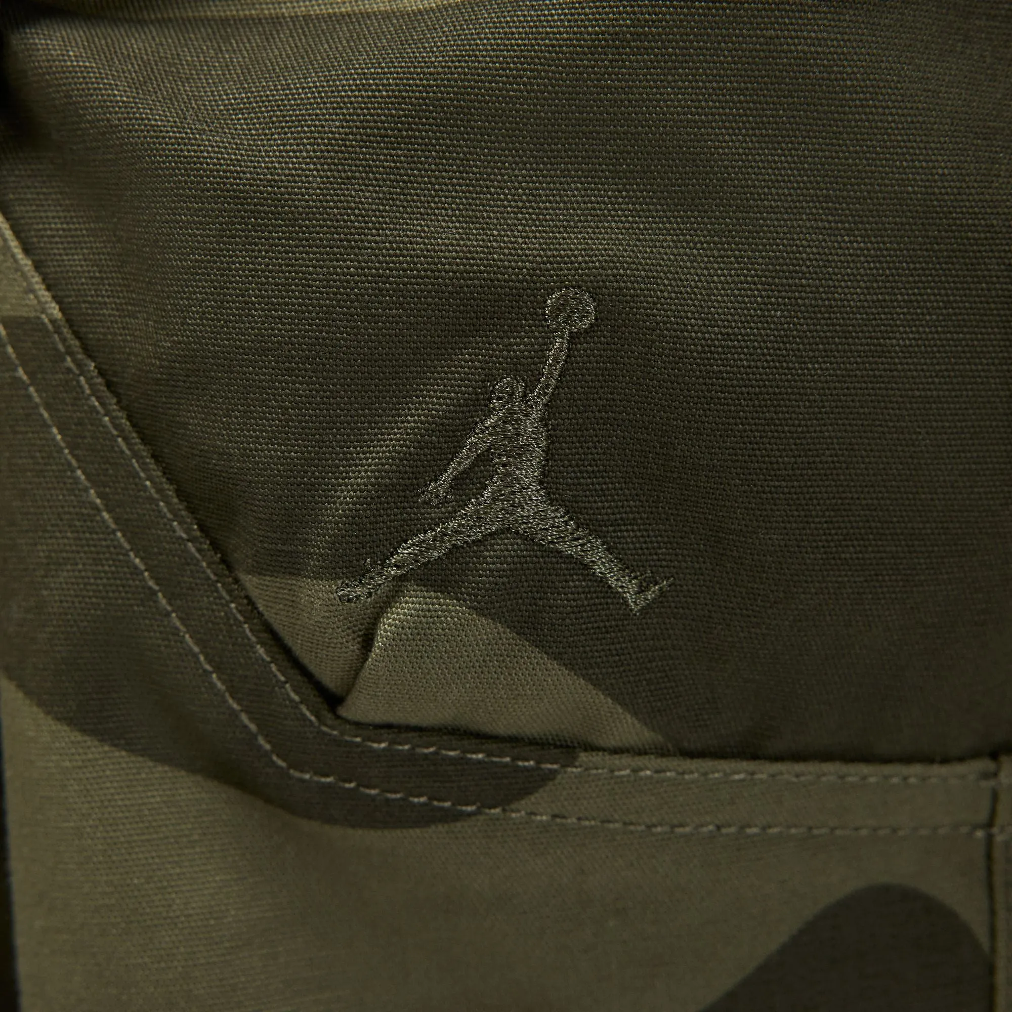 ESSENTIALS CHICAGO PANTS MEDIUM OLIVE