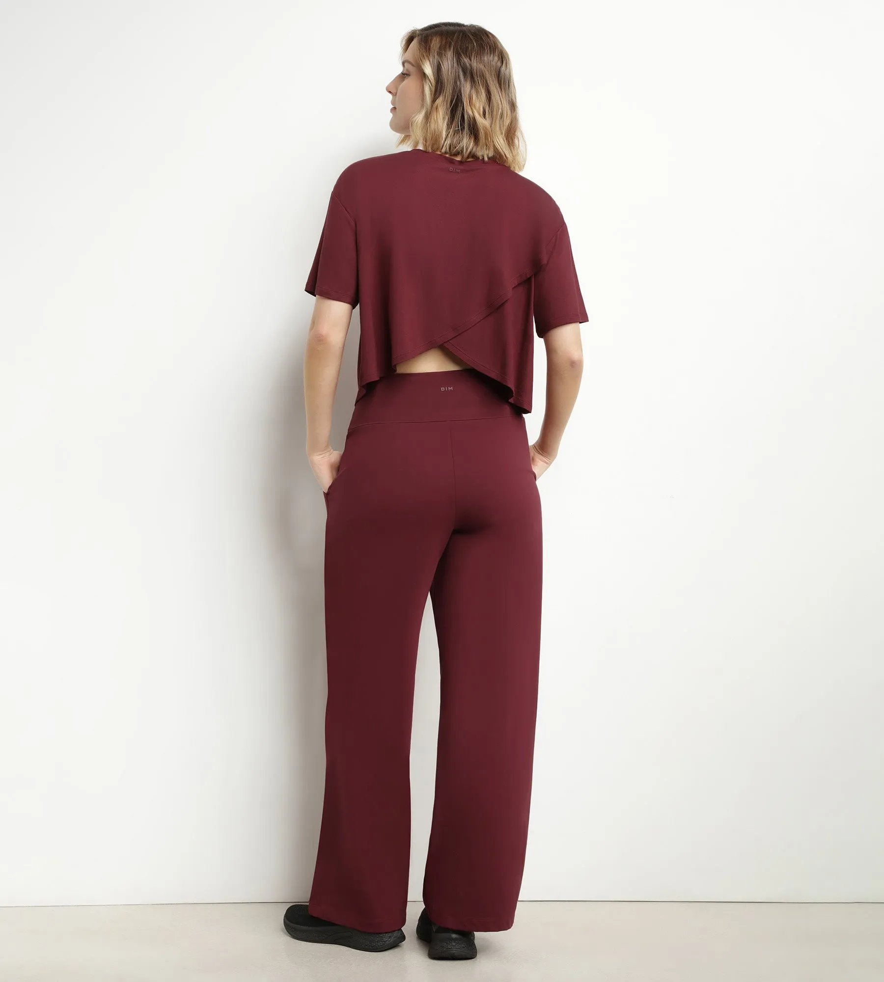 Pantalon de sport femme large en jersey stretch Bordeaux Dim Move